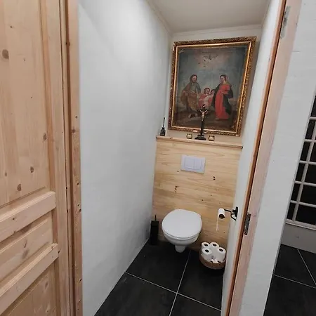 Frans Dorpshuisje Maison Renard Champsevraine
