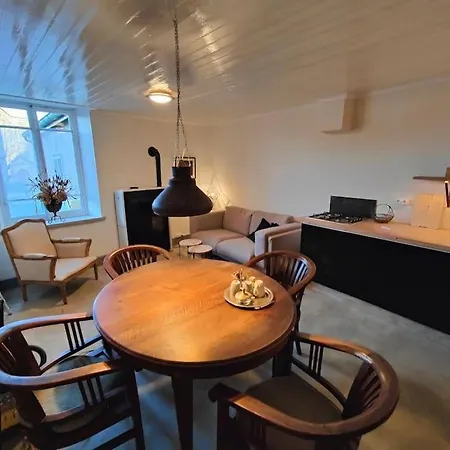 Frans Dorpshuisje Maison Gerard Appartamento Champsevraine