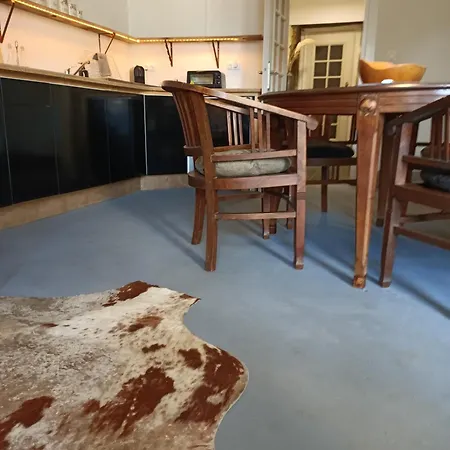 Frans Dorpshuisje Maison Renard Apartment Champsevraine