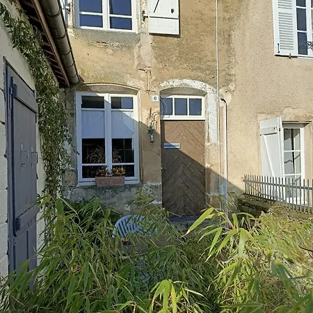 Frans Dorpshuisje Maison Gerard Champsevraine